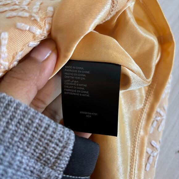 Bebe Embellished Mini Skirt Size 4 Sequin Embroidered Fitted Party Geometric - Picture 5 of 10